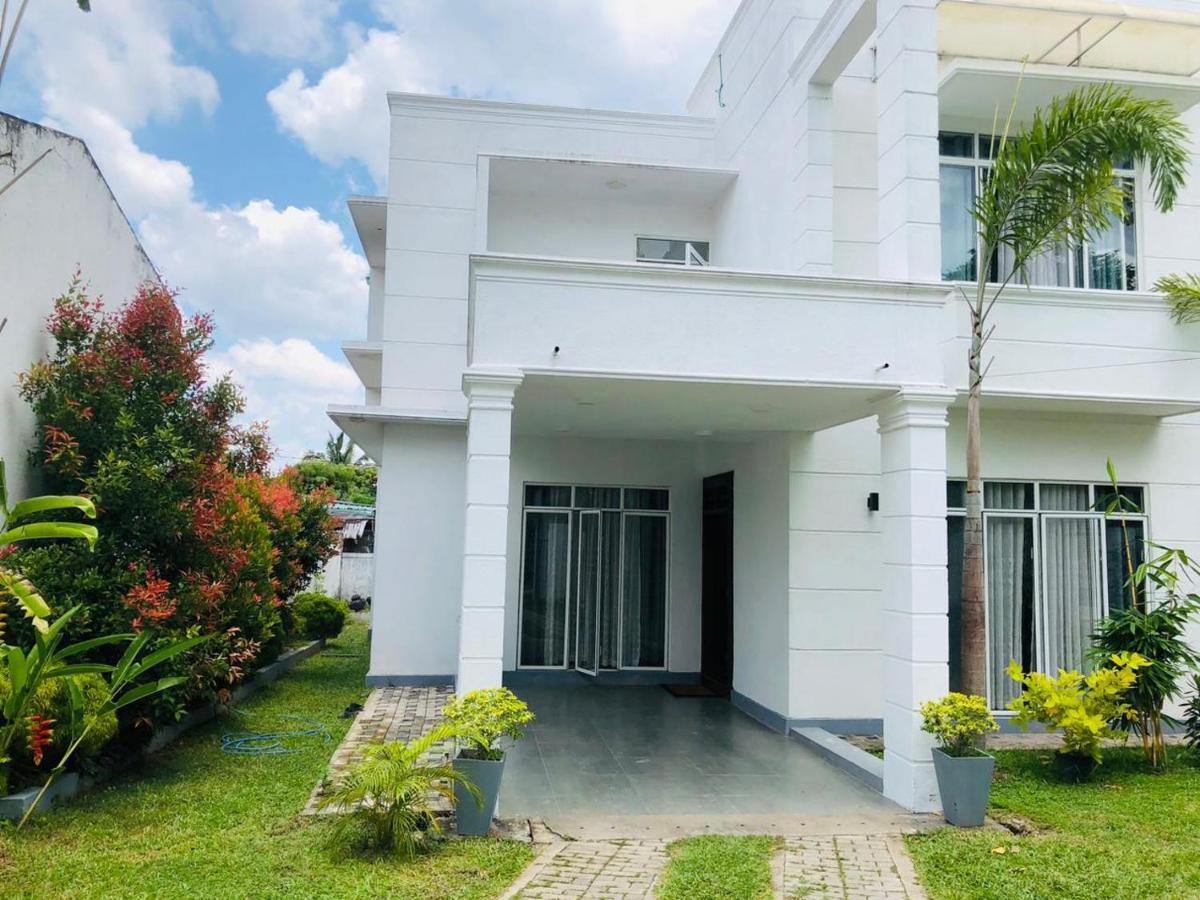 Vidushi Home Minuwangoda Dış mekan fotoğraf